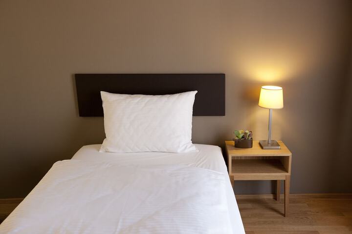 Room 15 of 52