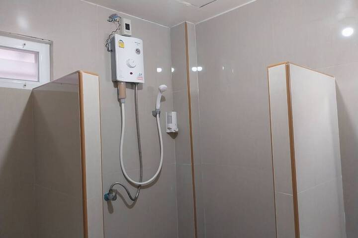 Room 65 of 89