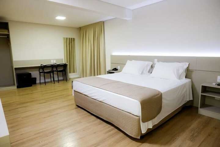 Room 27 of 50