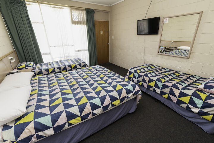 Room 12 of 48