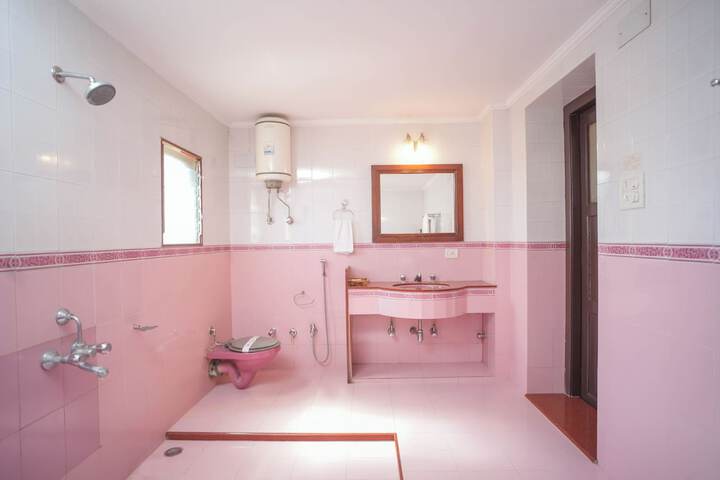 Room 77 of 135