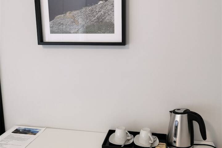 Room 6 of 45