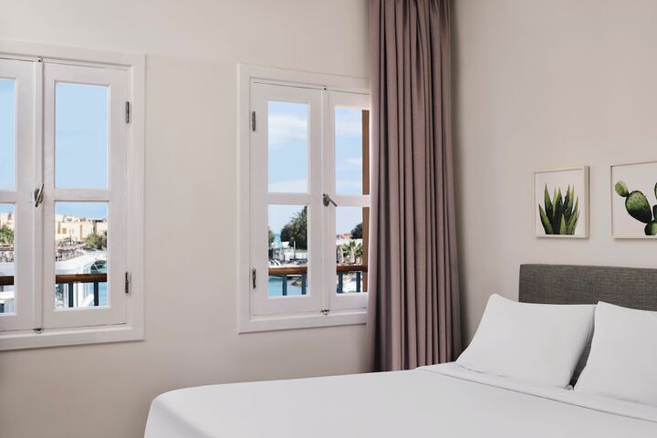 Room 20 of 60