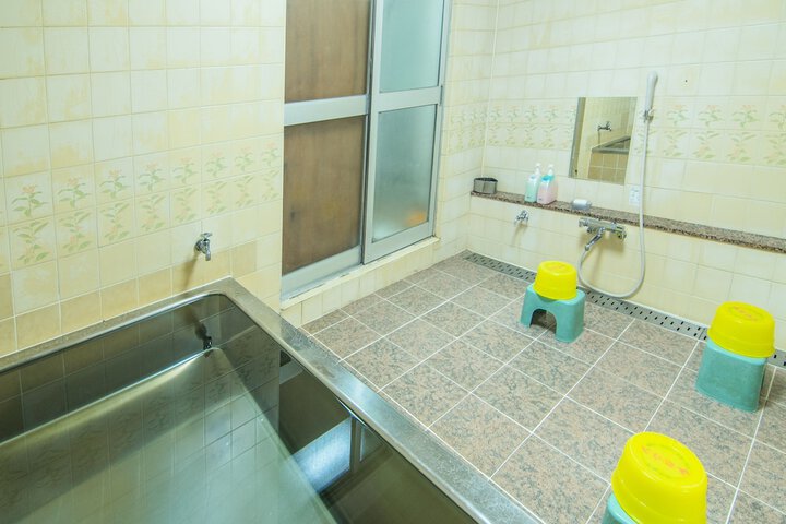 Room 8 of 41