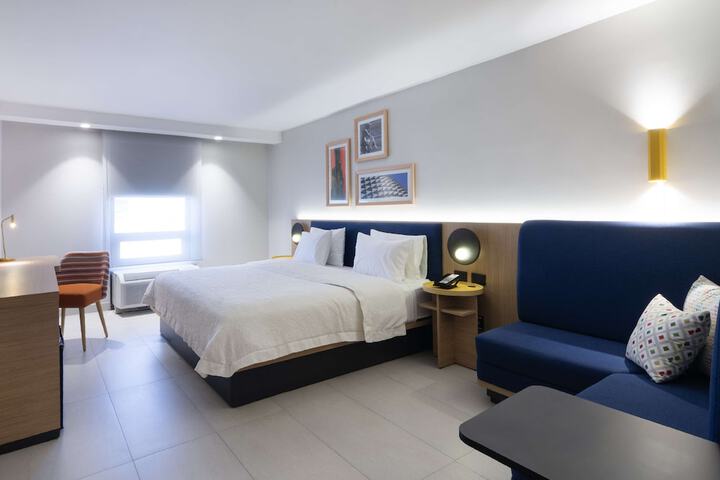 Room 44 of 129