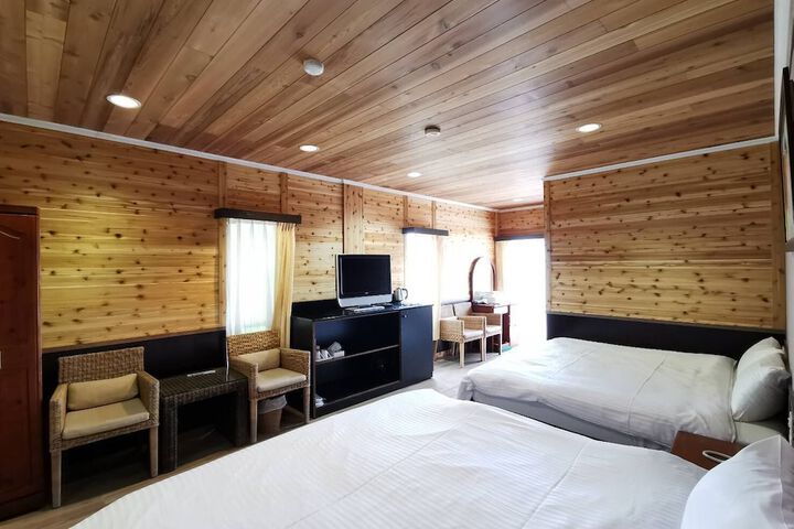 Room 10 of 59