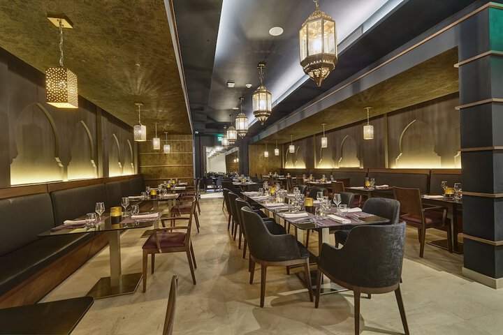 Dining 161 of 255