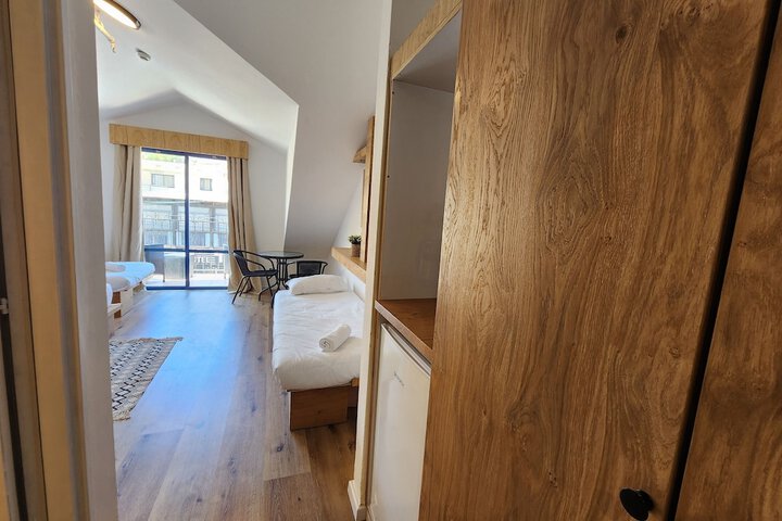 Room 63 of 141