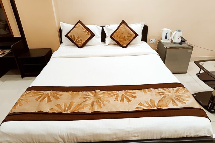 Room 11 of 23