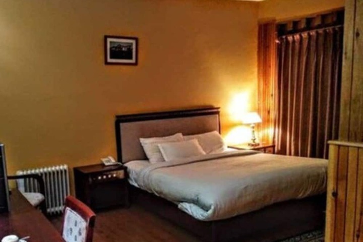 Room 19 of 140