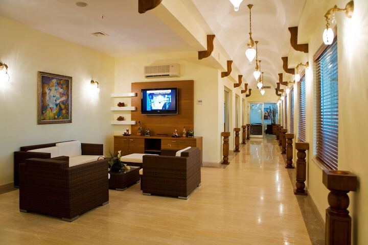 Guest Lobby