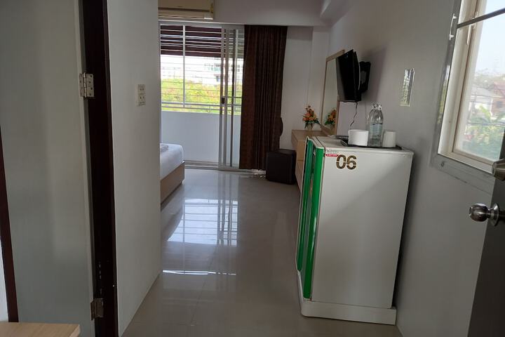 Room 44 of 94