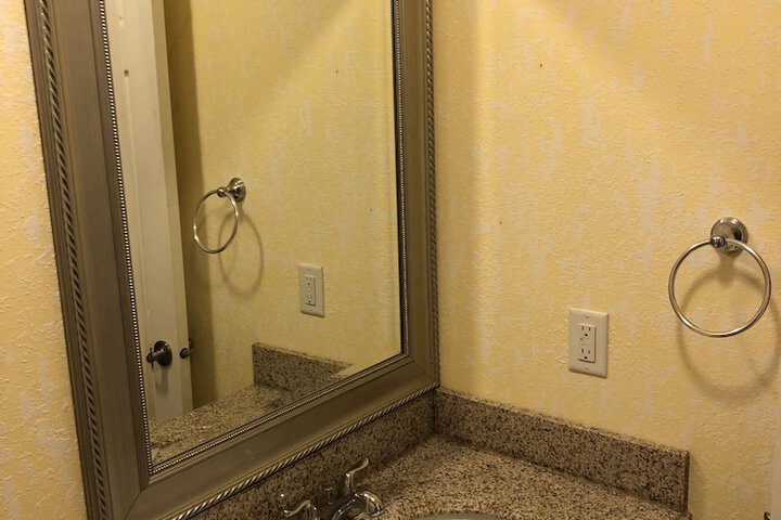 Room 22 of 29