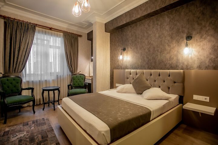 Room 20 of 84