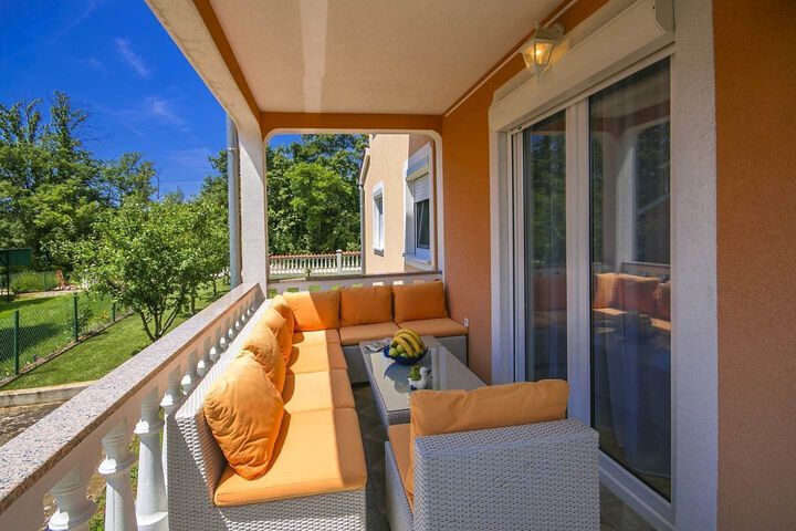 Terrace/Patio 4 of 46