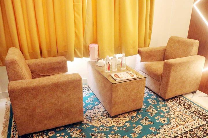 Room 14 of 36