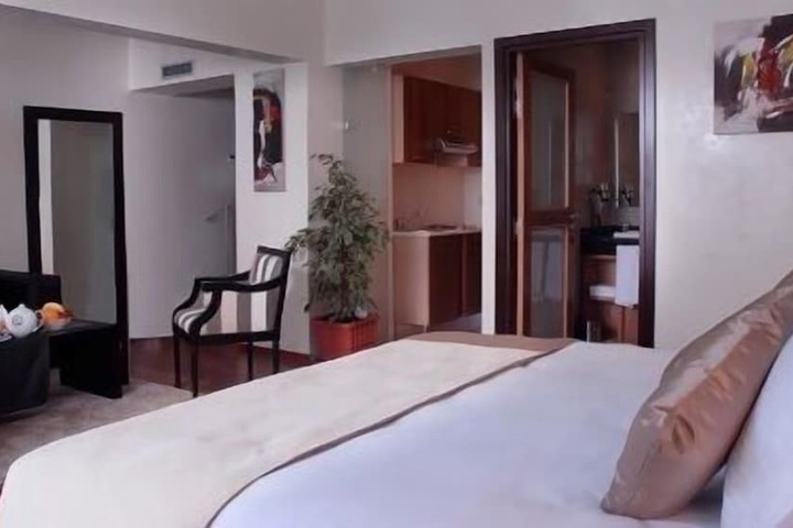 Room 23 of 49