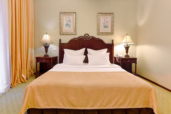 Room 16 of 75