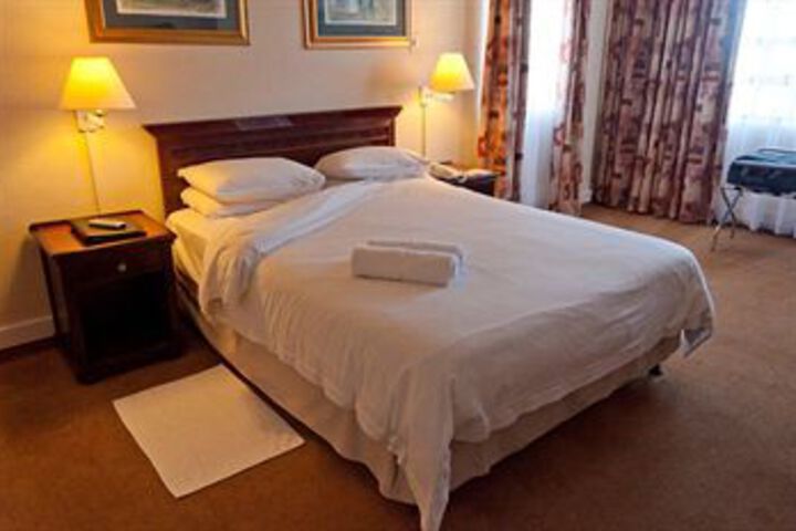 Room 5 of 22