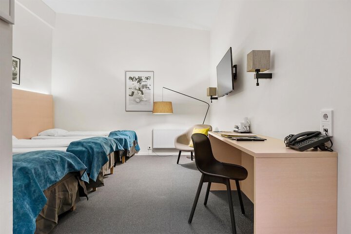 Room 21 of 55