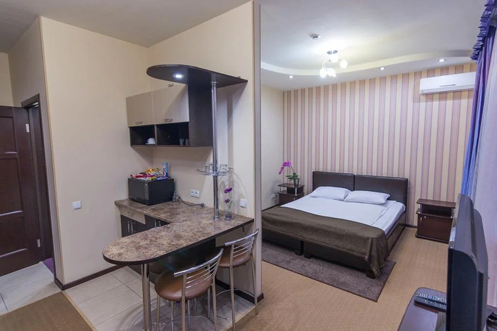 Room 18 of 29