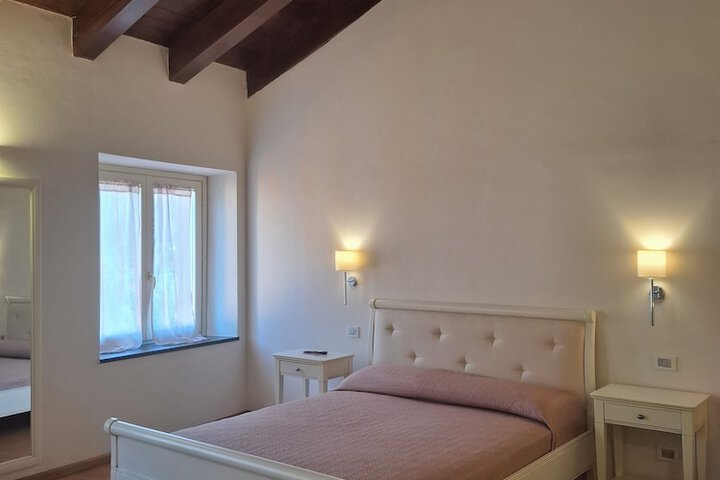 Room 28 of 84