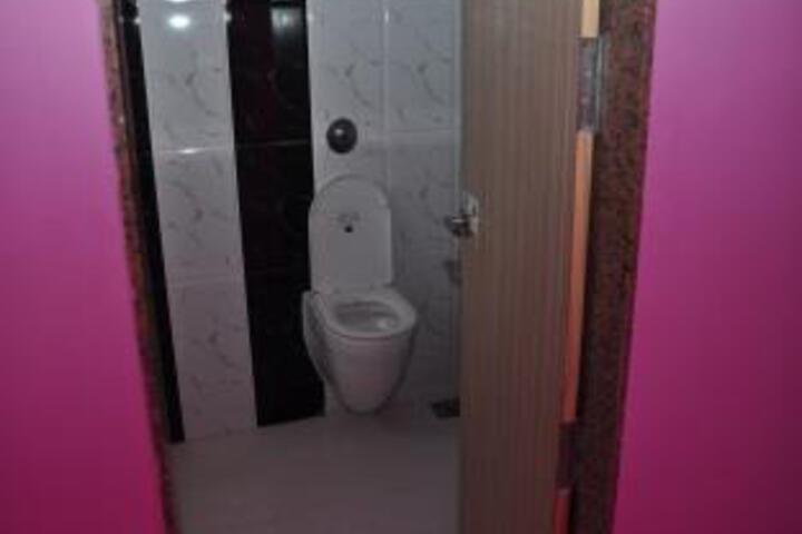 Room 2 of 5