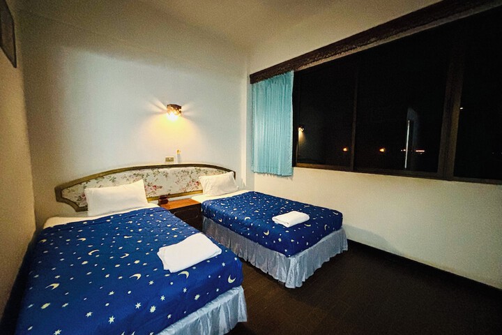 Room 13 of 55