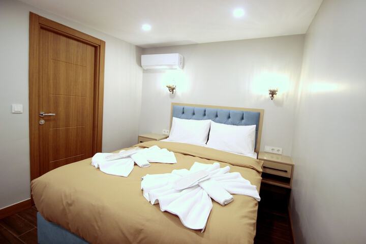 Room 42 of 87