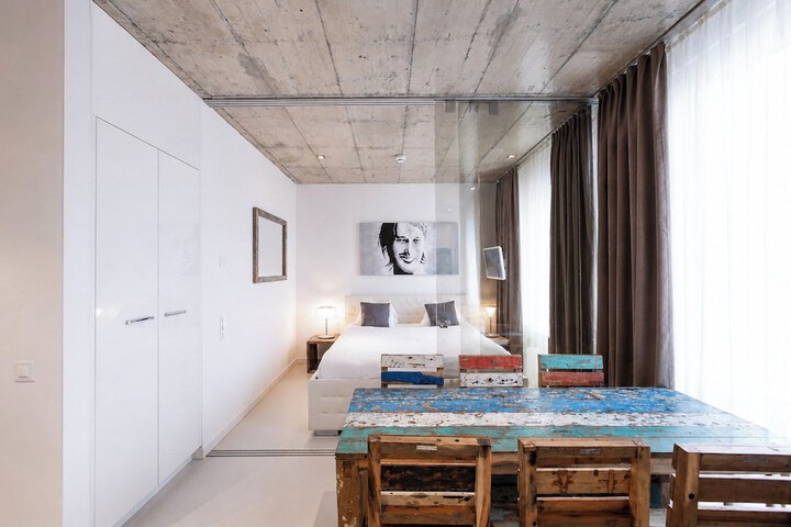 Room 78 of 124