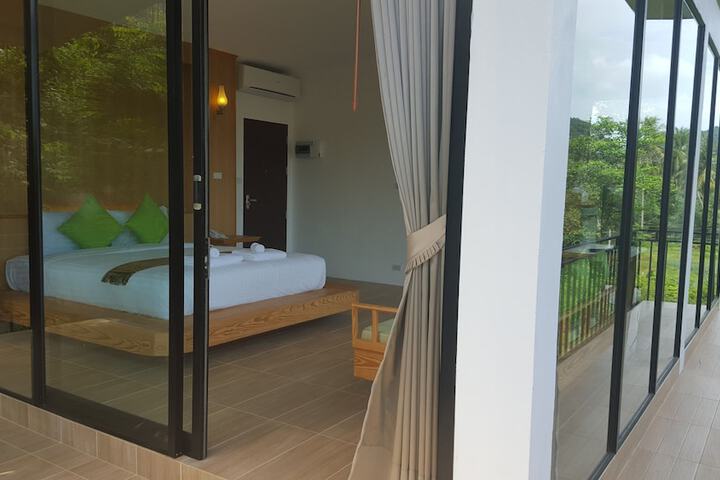 Room 8 of 44