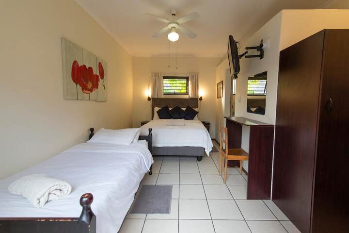 Room 5 of 47