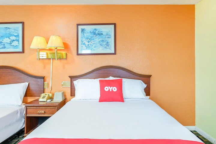 2 Double Beds (7 of 9)