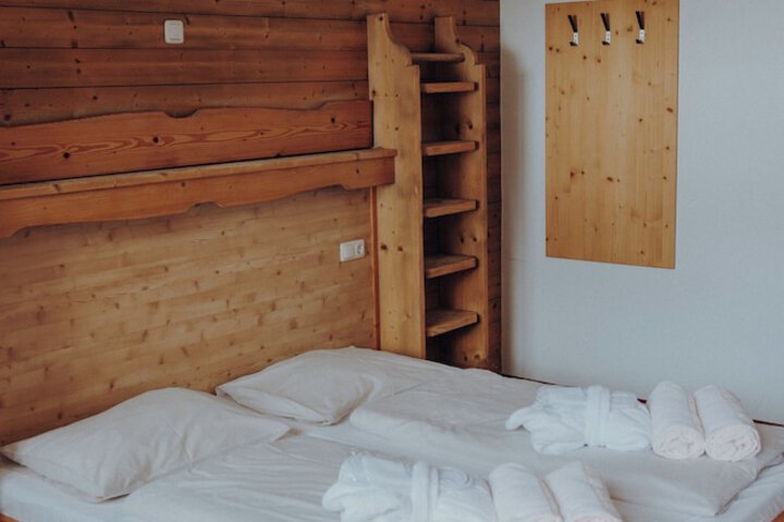 Room 17 of 58