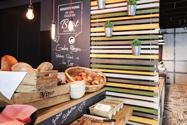 Breakfast area