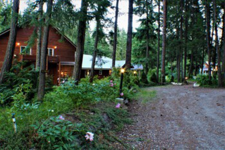Photo of River Road Venue & Lodging