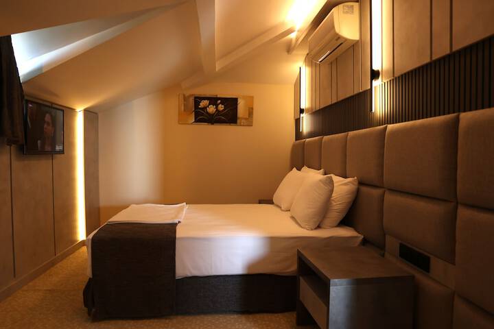 Room 29 of 108