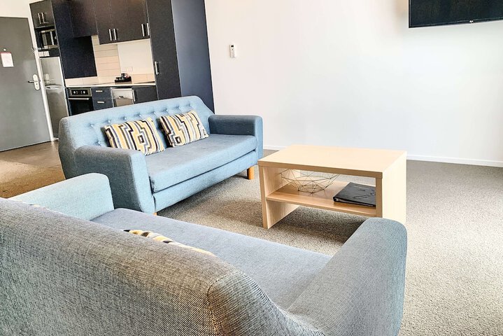Room 19 of 68