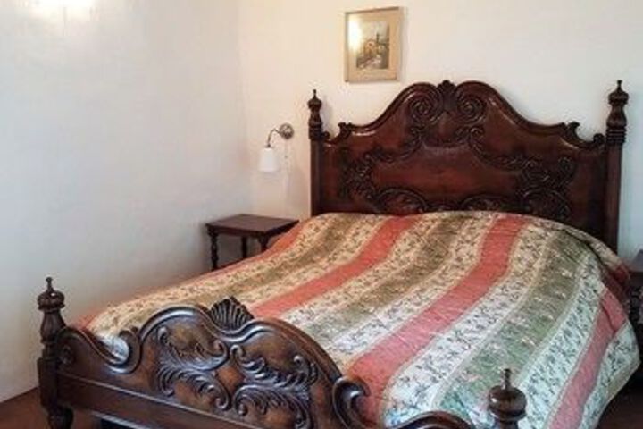 Room 19 of 39