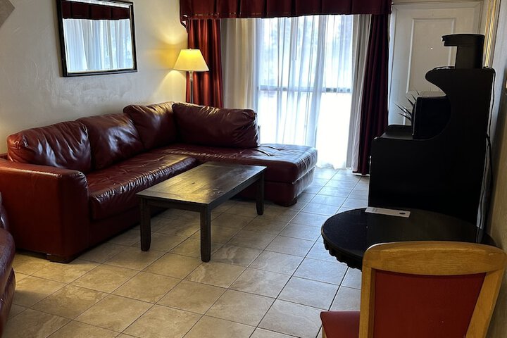 Room 20 of 29