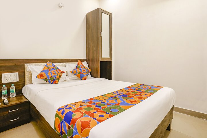 Room 14 of 24