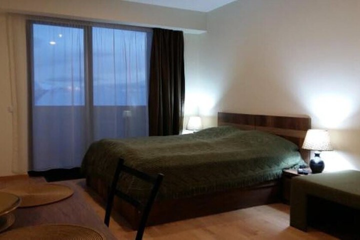 Room 5 of 15