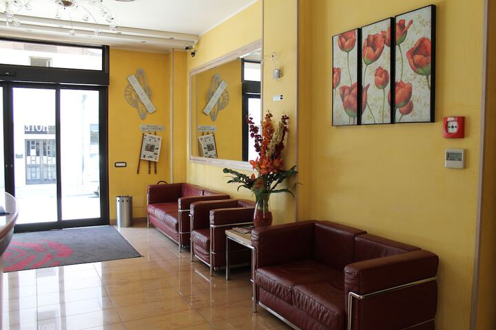 Hotel Interior 4 of 36