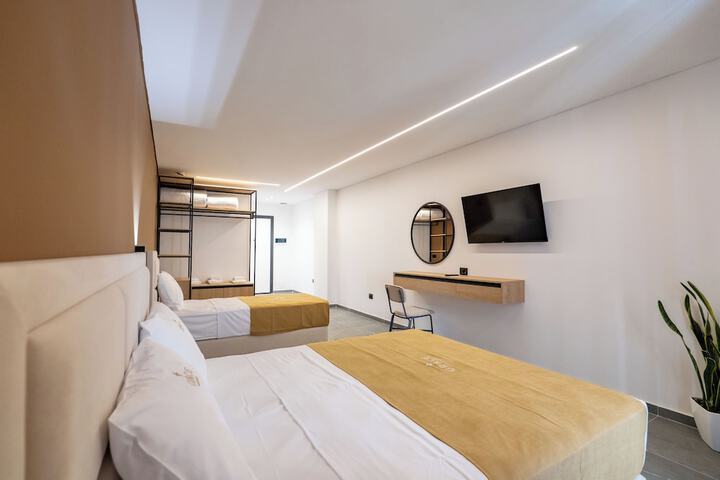 Room 20 of 108
