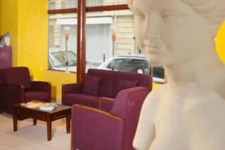 Guest Lobby