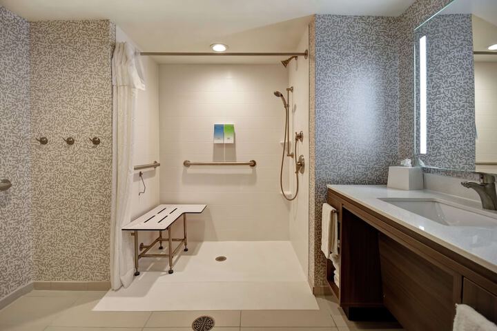 Bathroom shower