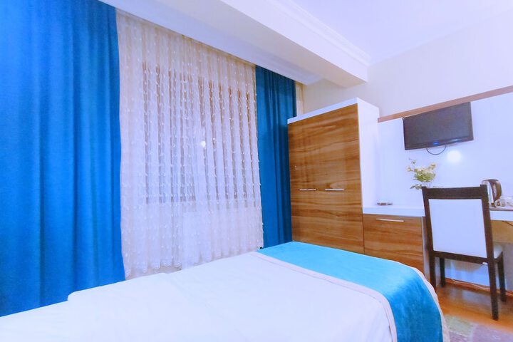 Room 29 of 69