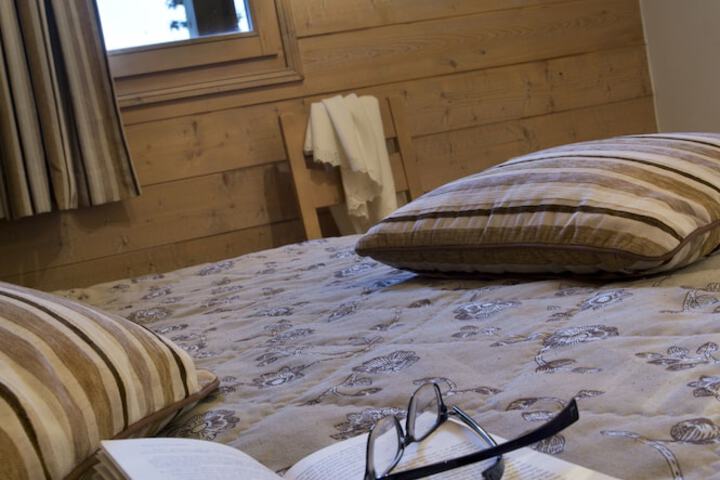 Room 7 of 33