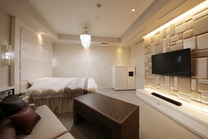 Room 38 of 73