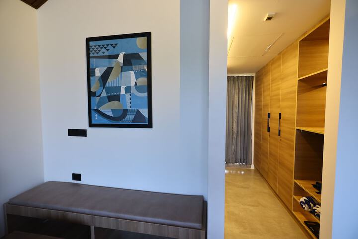 Room 39 of 97